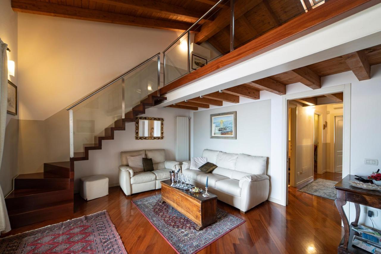 Romantic Lake View House 苏尔扎诺 外观 照片