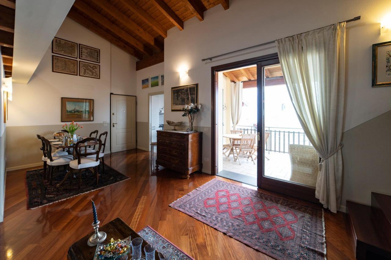Romantic Lake View House 苏尔扎诺 外观 照片